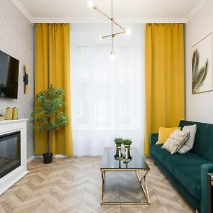 Glamorous Old Town Cracow Apartament